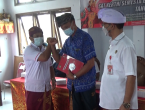 SOSIALISASI SENSUS SAD KERTHI SEMESTA BALI BERBASIS DESA ADAT DI KECAMATAN BATURITI, TABANAN