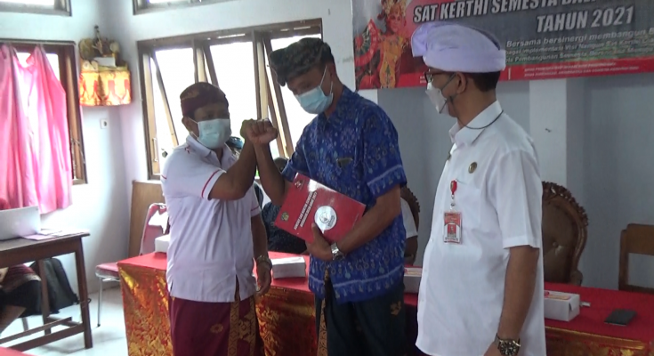 SOSIALISASI SENSUS SAD KERTHI SEMESTA BALI BERBASIS DESA ADAT DI KECAMATAN BATURITI, TABANAN