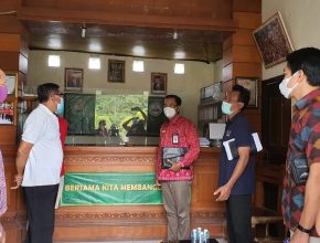 MONEV DAN PEMBINAAN TIM PEMBINA PROGRAM DESA BERINOVASI PROVINASI BALI BULAN I PADA BUMDESA SARWADA AMERTA