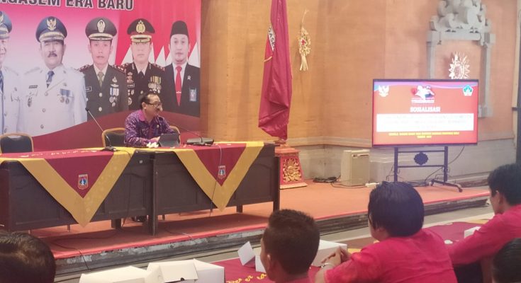 SOSIALISASI VALIDASI DATA SENSUS SEMESTA BERENCANA SUMBER DAYA BALI BERBASIS DESA ADAT DI KABUPATEN KARANGASEM